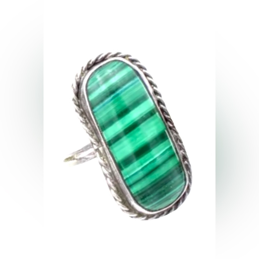 Vintage Sterling silver 925 Malachite elongated Navajo Native Southwestern ring